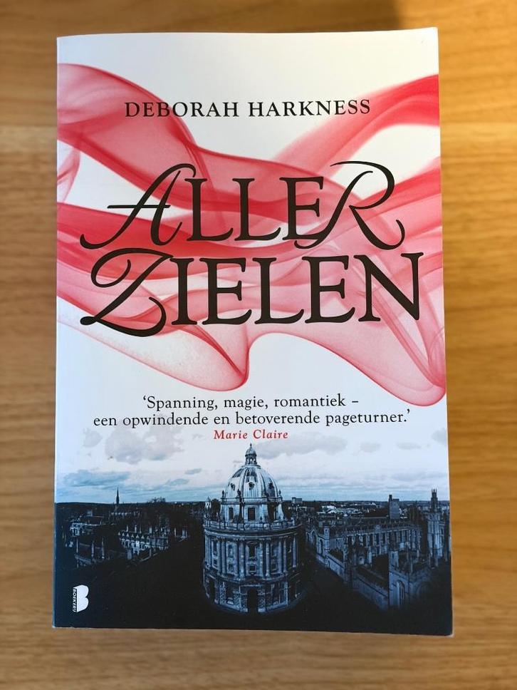 Deborah Harkness - Allerzielen (2011, Nederlandse versie), Boeken, Fantasy, Gelezen, Ophalen of Verzenden