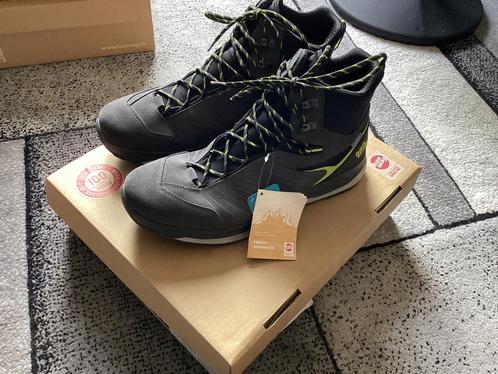 Hanwag Blueridge 47 (nog twee), Sport en Fitness, Bergsport en Wandelen, Nieuw, Schoenen, Ophalen of Verzenden