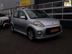 Daihatsu Sirion 2 1.3-16V Sport, Auto's, Daihatsu, Voorwielaandrijving, Stof, Gebruikt, Zwart