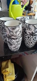8x Koffiemokjes, Ophalen, Zo goed als nieuw, Overige stijlen, Kop(pen) en/of Schotel(s)