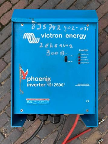 Victron phoenix inverter omvormer 12 volt 230 v 2500 watt. beschikbaar voor biedingen