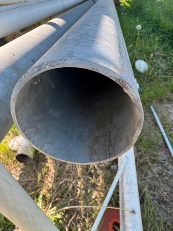 Gegalvaniseerde Buizen 6 meter lang dia 90 beschikbaar voor biedingen
