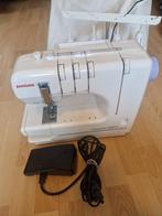 Naaimachine Janome, Hobby en Vrije tijd, Naaimachines en Toebehoren, Ophalen of Verzenden, Industrieel, Janome, Naaimachine