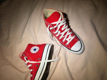 Rode All Stars - Maat 36 beschikbaar voor biedingen