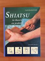 Shiatsu in theorie en praktijk, Ophalen of Verzenden, Zo goed als nieuw, Instructieboek, Overige onderwerpen