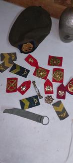 Militaria verzameling: emblemen, baretten en insignes, Ophalen of Verzenden
