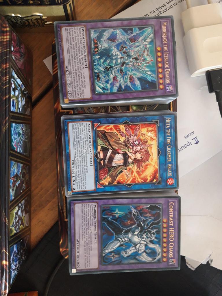Yu-gi-oh!, Ophalen of Verzenden, Zo goed als nieuw, Meerdere kaarten, Foil