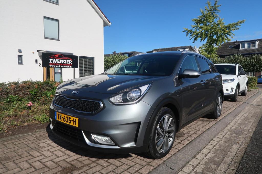 Kia Niro 1.6 GDi Hybrid SCHUIFDAK|CAMERA|STUURVERWARMING|NAV, Auto's, Kia, Gebruikt, Leder en Stof, 23 km/l, Origineel Nederlands