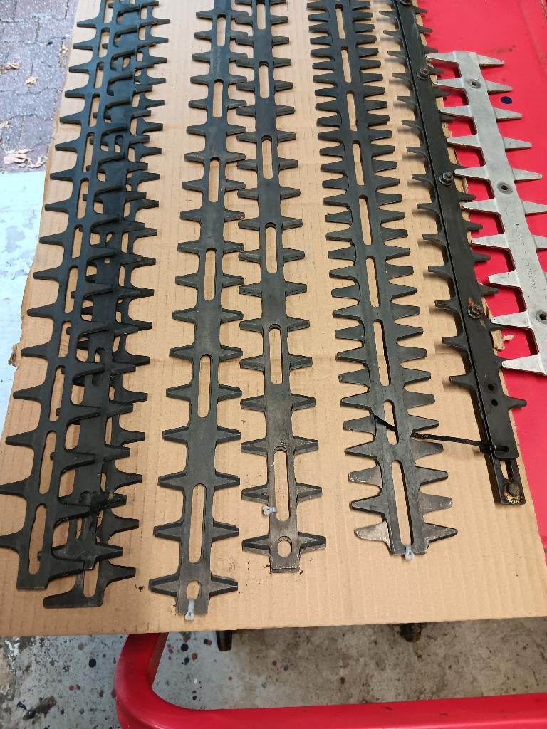 Stihl heggenschaar messen., Tuin en Terras, Ophalen, Zo goed als nieuw, Benzine, Stihl