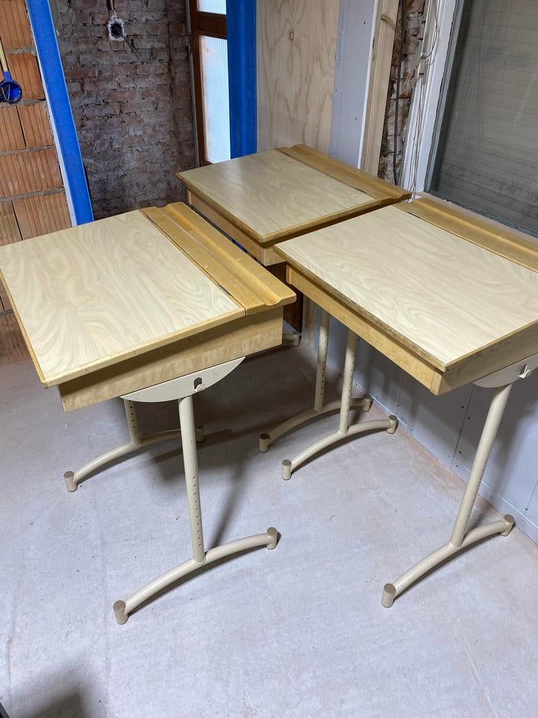 Vintage school tafel. 3 stuks, Huis en Inrichting, Bureaus, Ophalen, Opbergruimte, Gebruikt, 65 cm