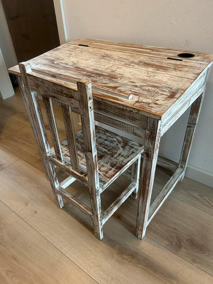 Kinderbureau met stoel - Brocante stijl, Kinderen en Baby's, Kinderkamer | Tafels en Stoelen, Gebruikt, Tafel(s) en Stoel(en)