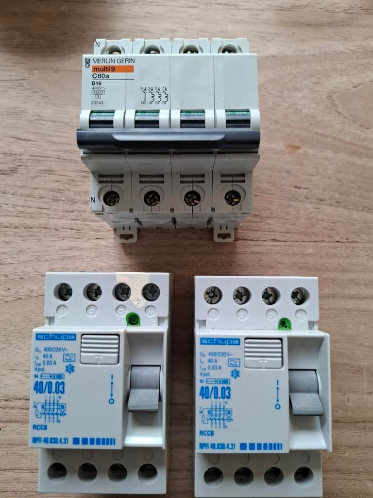 3-fase aardlekschakelaar 30mA en installatieautomaat 16A, Doe-het-zelf en Verbouw, Ophalen of Verzenden, Overige typen