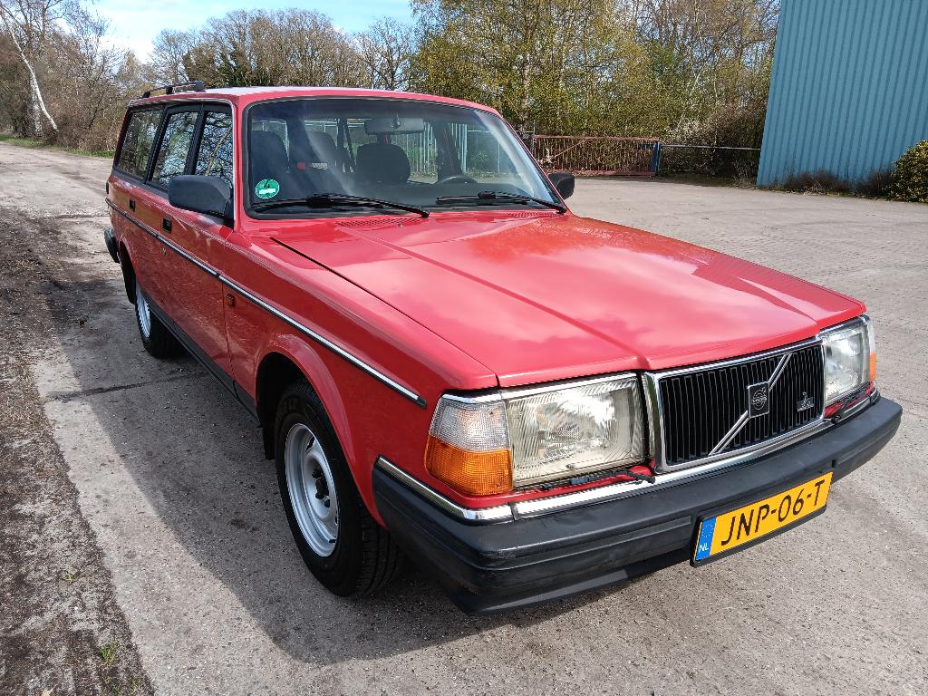 Volvo 240 Estate 2.3i 1992 Rood, Auto's, Volvo, 4 cilinders, 672 kg, 1245 kg, Stationwagon