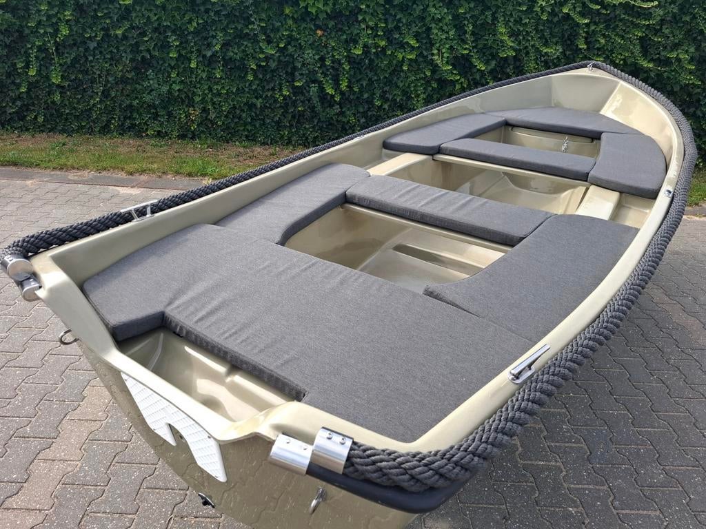 Splinternieuwe Gentle 425 sloep epropulsion spirit 1.0 plus, Elektrisch, Nieuw, Ophalen of Verzenden, 3 tot 6 meter