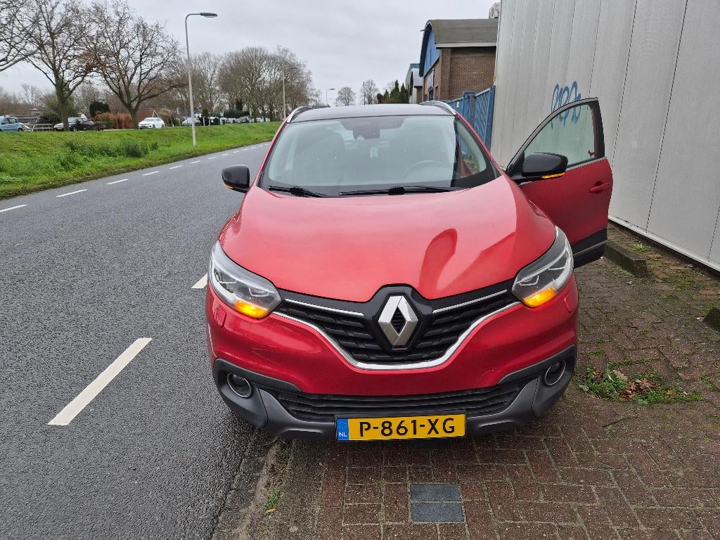 Renault Kadjar 1.2 TCE AUT 2017 Rood, Auto's, Renault, Particulier, Kadjar, ABS, Achteruitrijcamera, Adaptive Cruise Control, Airbags