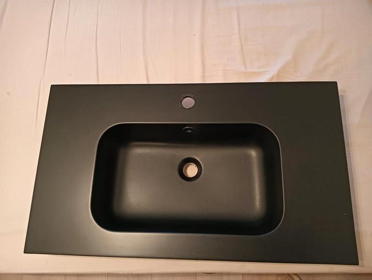 Fontana Latina keramich wastafel 80cm met kraangat zwart mat, Doe-het-zelf en Verbouw, Sanitair, Zo goed als nieuw, Wastafel, Ophalen