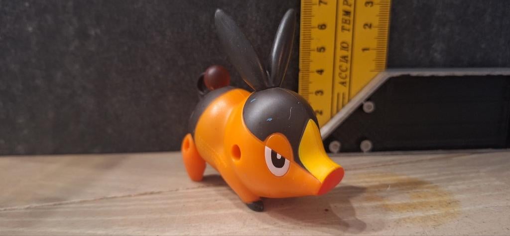 Pokémon poppetje Tepig 2011 mcdonalds (14925), Verzamelen, Poppetjes en Figuurtjes, ., Tcb, Ophalen of Verzenden, Zo goed als nieuw