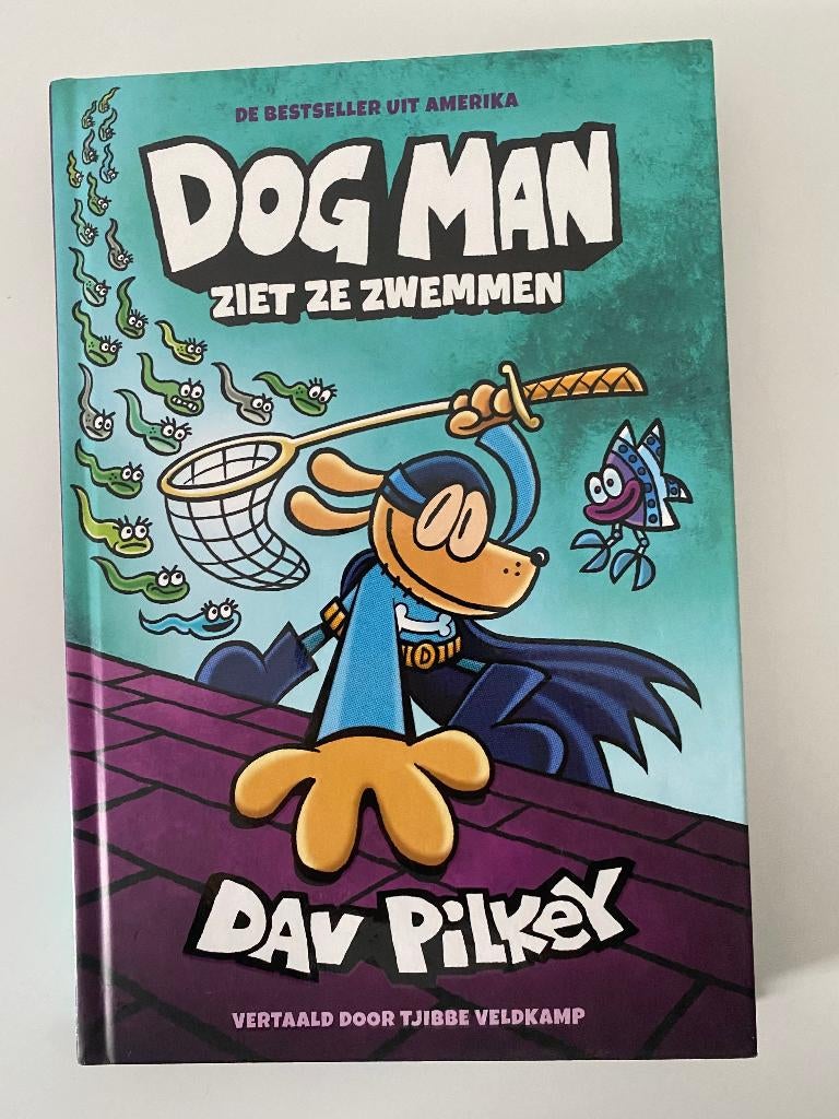 Dog Man 8 - Dog Man ziet ze zwemmen, Fictie algemeen, Ophalen of Verzenden, Zo goed als nieuw, Dav Pilkey