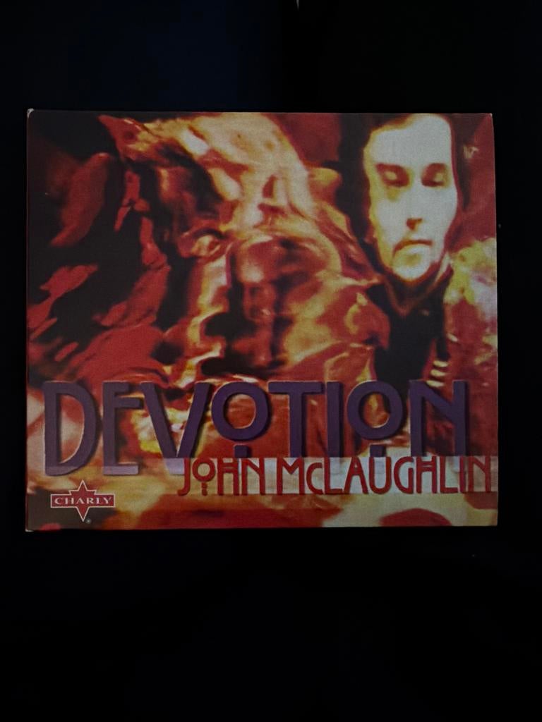 John McLaughlin - Devotion, Verzenden, Zo goed als nieuw, Poprock