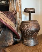 ANTIEKE CHINESE VIJZEL EN STAMPER, Ophalen