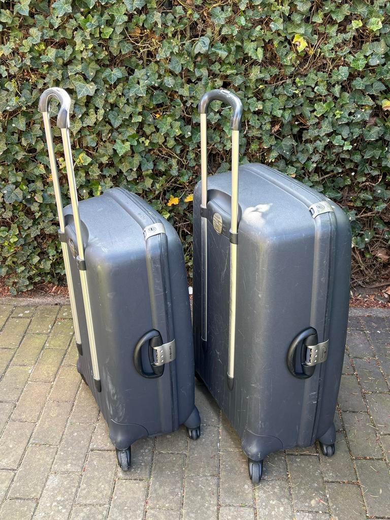 Twee Samsonite koffers, grijs, 40 tot 60 cm, Gebruikt, 20 tot 30 cm, Ophalen of Verzenden