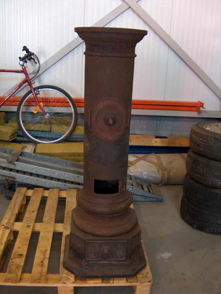 Antieke kachel, Huis en Inrichting, Ophalen, Gebruikt, Hout, Kolomkachel