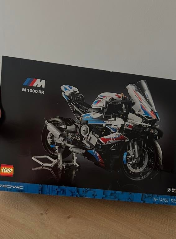 Lego Technic BMW M 1000 RR (42130) - Zo goed als nieuw, Ophalen of Verzenden, Zo goed als nieuw, Complete set, Lego
