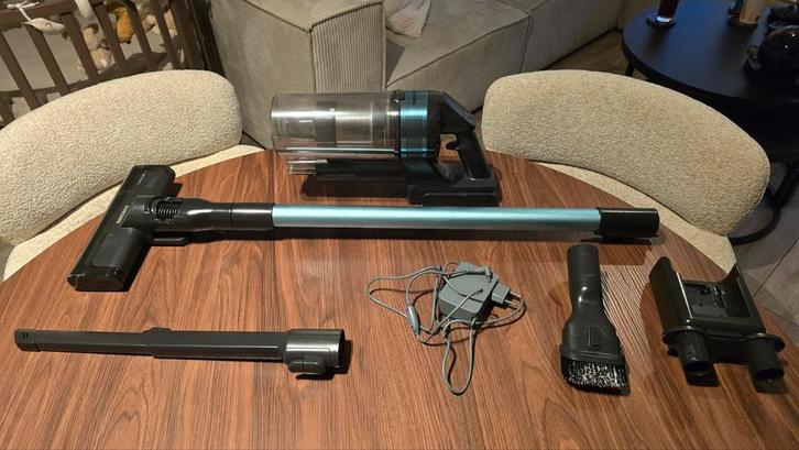 Samsung Jet 70 Complete steelstofzuiger, Witgoed en Apparatuur, Stofzuigers, Zo goed als nieuw, Stofzuiger, Minder dan 1200 watt