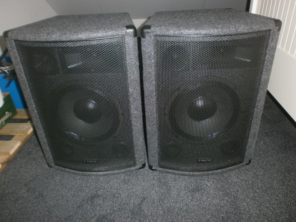 Set Fame MC 10 PLUS Passieve luidsprekers, Audio, Tv en Foto, Luidsprekers, Zo goed als nieuw, Overige typen, 120 watt of meer