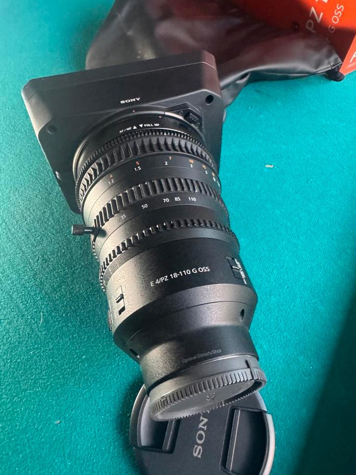 Sony SELP18110G, Audio, Tv en Foto, Fotografie | Lenzen en Objectieven, Zo goed als nieuw, Groothoeklens, Zoom, Ophalen of Verzenden