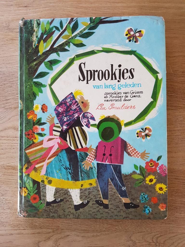 SPROOKJES VAN LANG GELEDEN. LEA SMULDERS., Boeken, Ophalen of Verzenden, Gelezen, Lea Smulders.