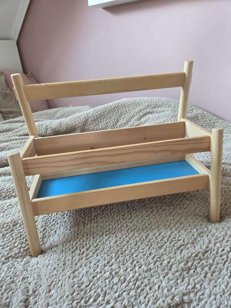 IKEA Flisat Boekenkastje - Zeer netjes, Huis en Inrichting, Kasten | Boekenkasten, Ophalen, Met plank(en), Minder dan 50 cm, Zo goed als nieuw