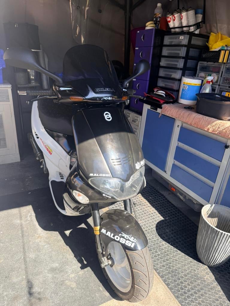 Gilera runner 70cc, Fietsen en Brommers, Scooters | Piaggio, Ophalen, Tweetakt, Overige modellen, Maximaal 45 km/u