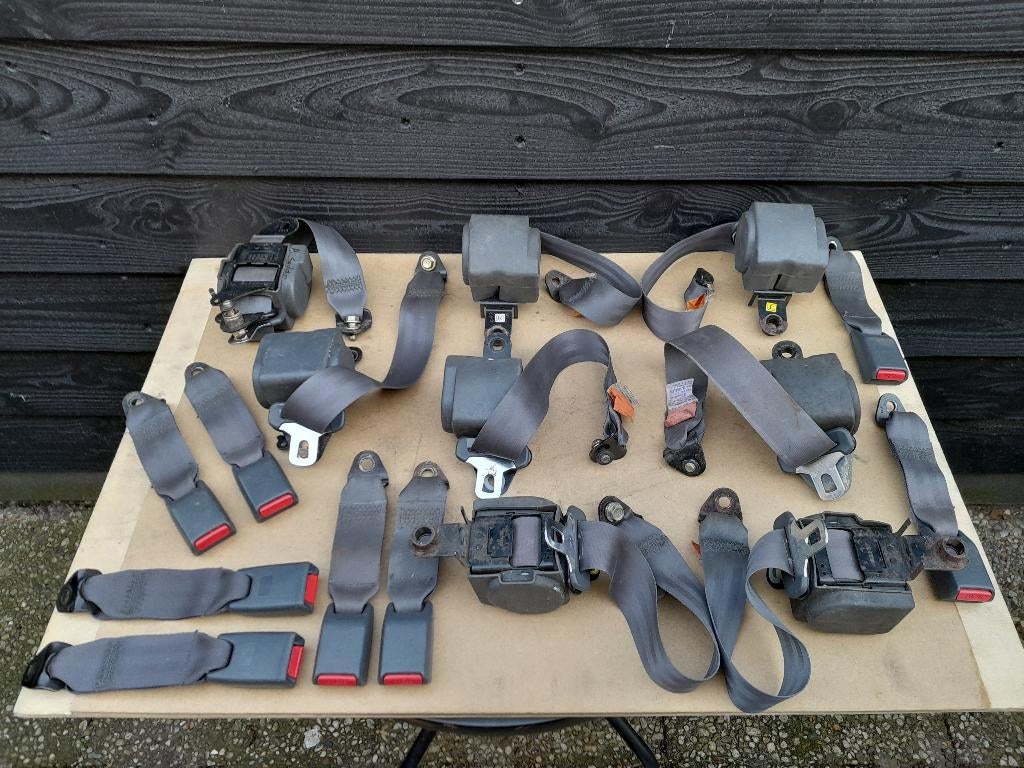 GORDEL ACHTER / ACHTERBAK - DAIHATSU CHARADE - 1987>1993, Auto-onderdelen, Verzenden, Gebruikt, Daihatsu