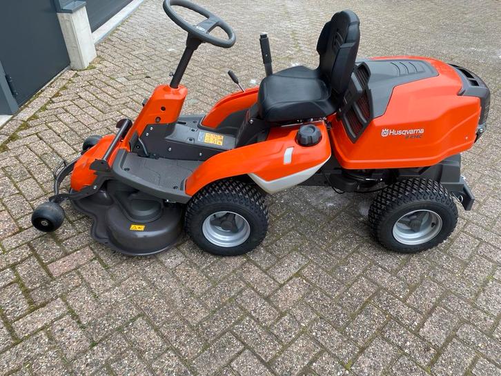 Nieuwe Husqvarna R214C zitmaaier - Modeljaar 2025, Tuin en Terras, Zitmaaiers, Nieuw, 90 tot 120 cm, Mulchfunctie, Ophalen of Verzenden