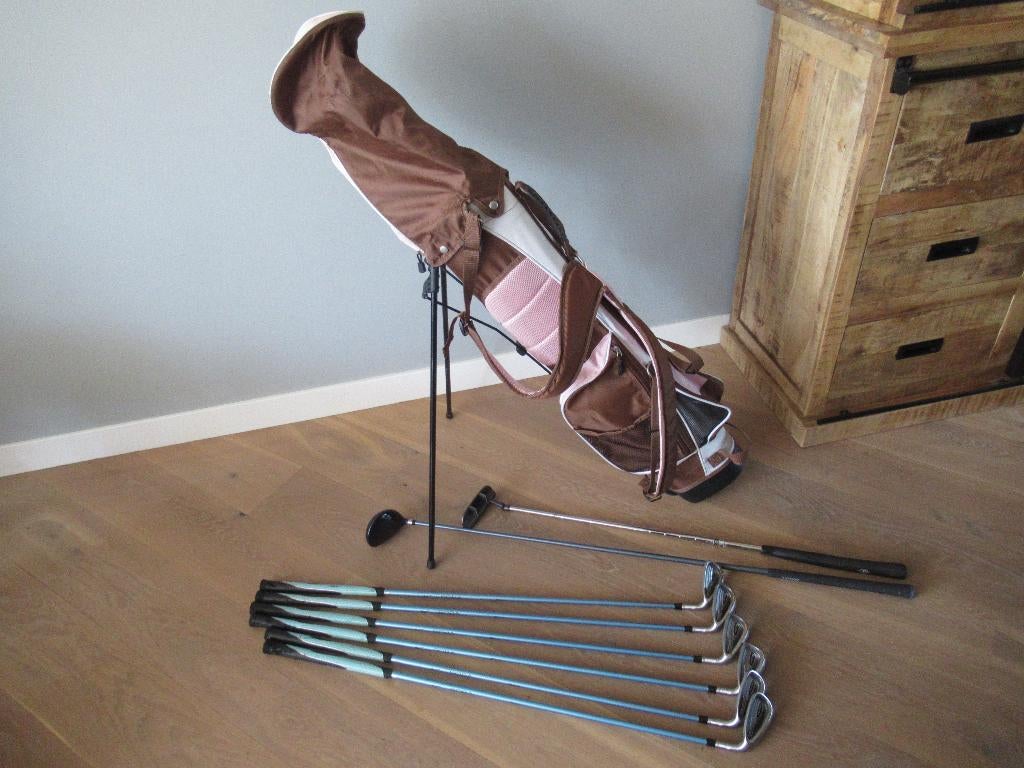Mooie Dames Apron golfset Tas Mizuno Driver Prosimmon putter, Sport en Fitness, Golf, Ophalen, Zo goed als nieuw, Set, Mizuno