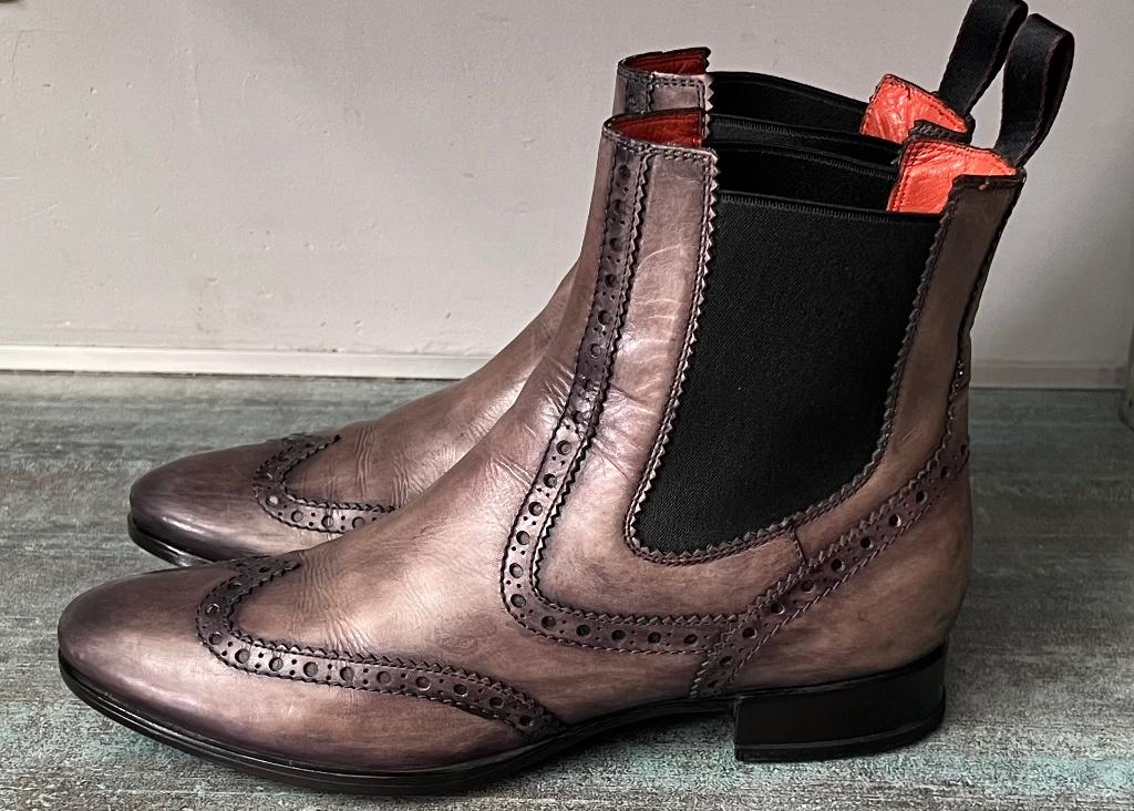 Santoni. Grijs gemêleerde leren laarsjes. Mt 38 1/2., Kleding | Dames, Schoenen, Lage of Enkellaarzen, Ophalen of Verzenden, Zo goed als nieuw