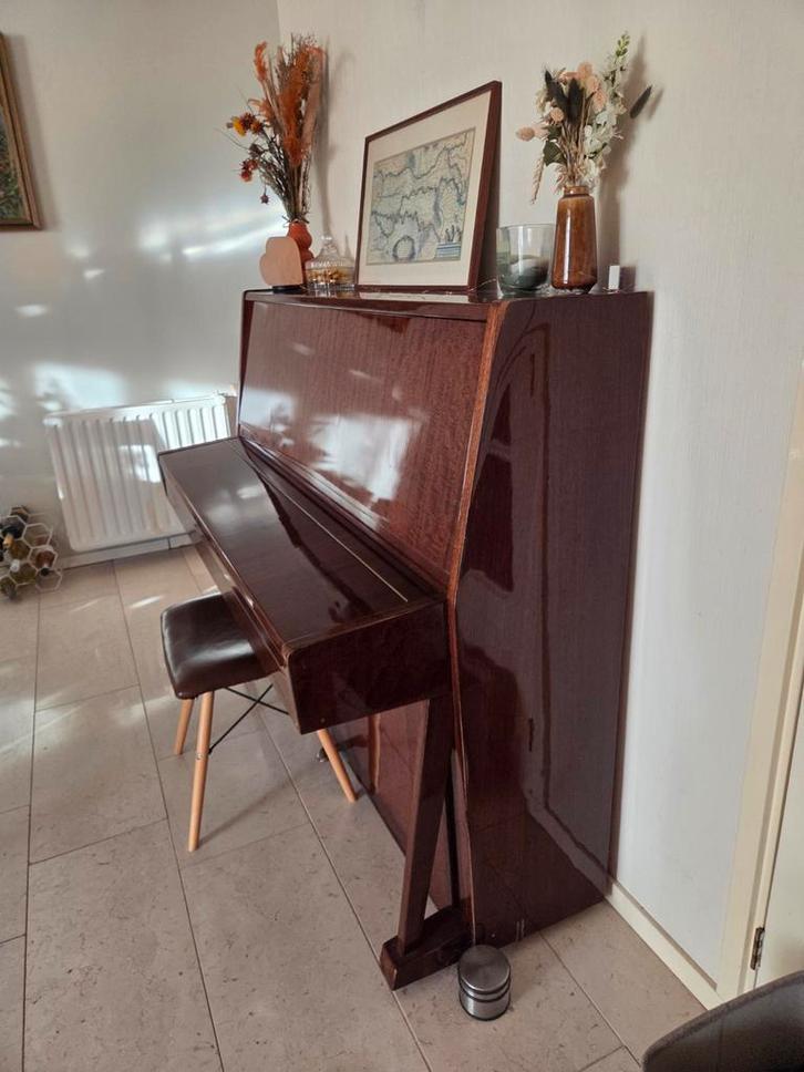 Cherny Piano - Goed Onderhouden, Muziek en Instrumenten, Piano's, Gebruikt, Piano, Bruin, Hoogglans, Ophalen