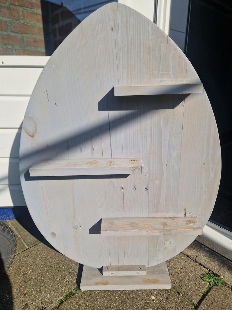 Houten paasei, Ophalen, Gebruikt