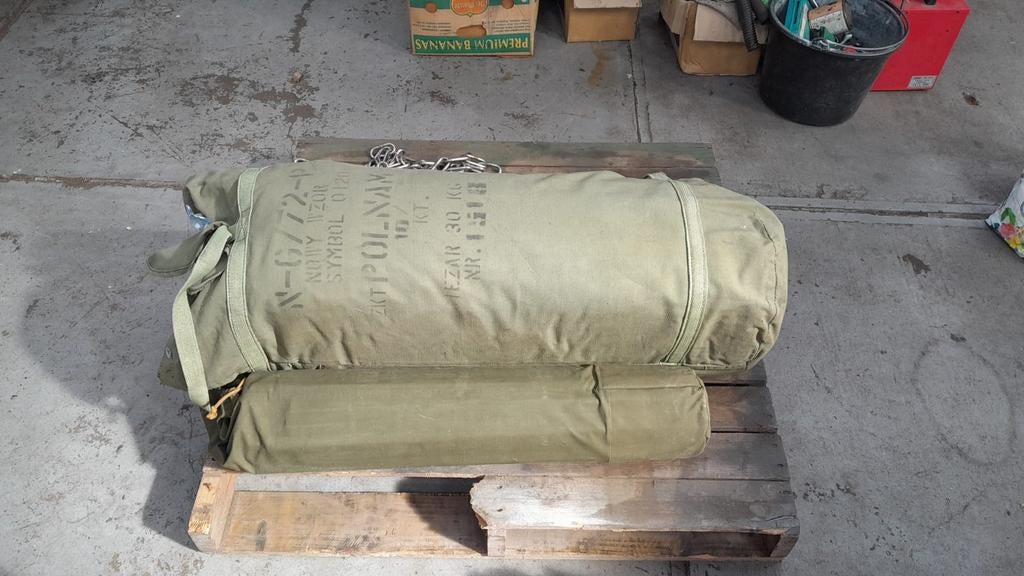 Militair tent - Legertent - Groen - 4 persoons, Ophalen, Gebruikt, Tot en met 6