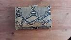 Portemonnee beige met slangenprint., Ophalen of Verzenden, Zo goed als nieuw, Beige, Met knipsluiting