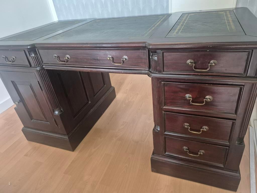 Vintage bureau met groen leren blad, Antiek en Kunst, Antiek | Meubels | Tafels, Ophalen