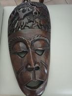 Mooi Afrikaans masker met grandioos mooie voorstelling, Ophalen