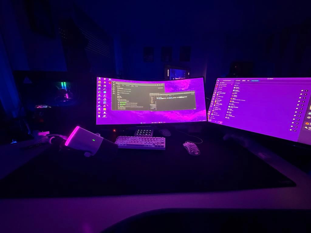 Game pc Ryzen 7 9850X3D RTX 4080 Super, Ophalen, 32 GB, Zo goed als nieuw, Gaming