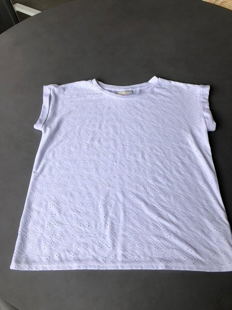 Wit Freequent broderie shirt, maat XXL = 42/44, Kleding | Dames, T-shirts, Freequent, Verzenden, Wit, Maat 42/44 (L)