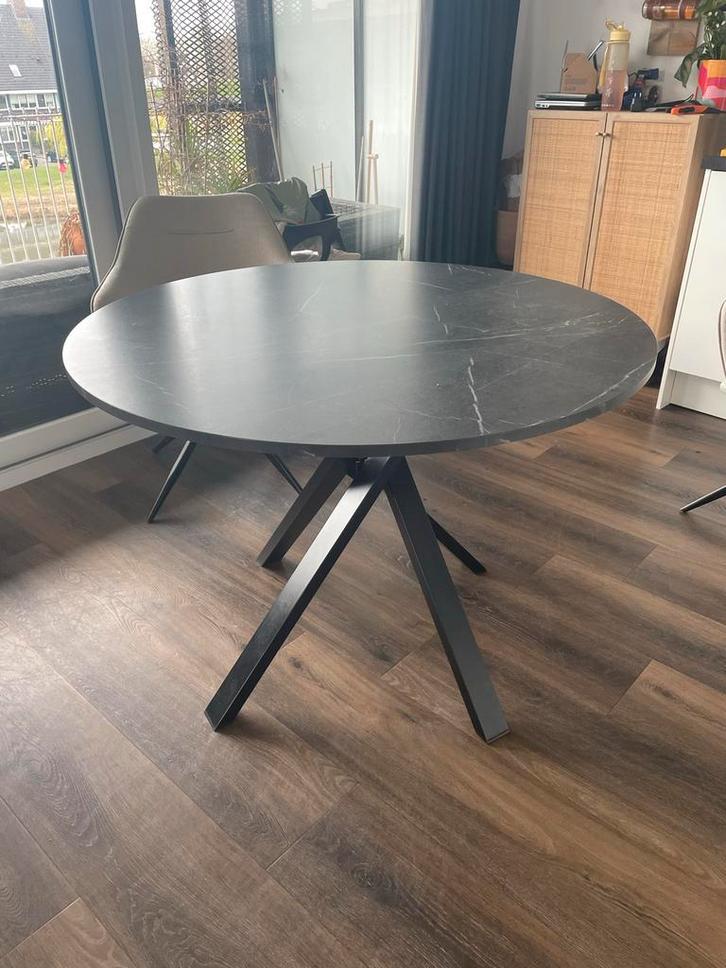 Mariedamm IKEA tafel  - 4 personen, Huis en Inrichting, Tafels | Eettafels, Gebruikt, 100 tot 150 cm, Vier personen, Rond, Kunststof