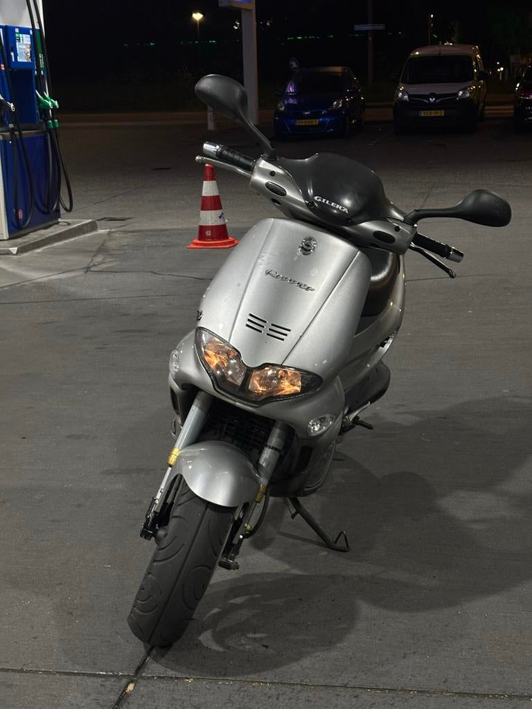Gilera Runner SP 70cc - 1999, Fietsen en Brommers, Scooters | Piaggio, Ophalen, Tweetakt, Gebruikt, Overige modellen