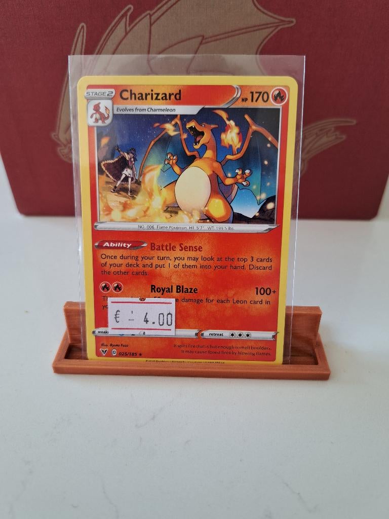 Charizard vivid voltage 025/185	 € 4,00, Hobby en Vrije tijd, Verzamelkaartspellen | Pokémon, Verzenden, Zo goed als nieuw, Losse kaart