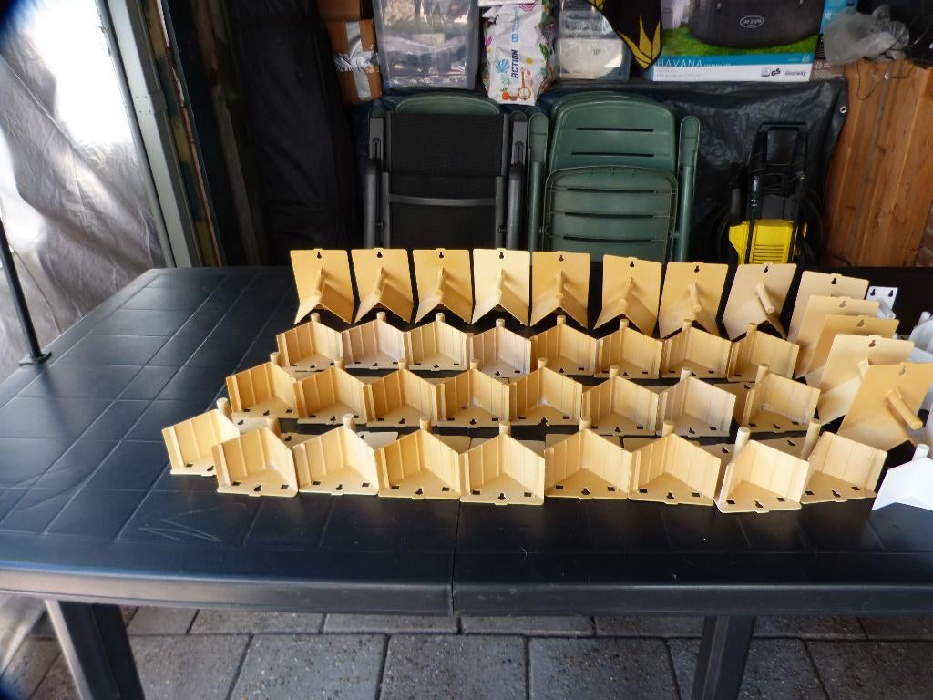 te koop zetstukken voor knars en anderen vogels, Ophalen of Verzenden, Gebruikt, Kooi-accessoires