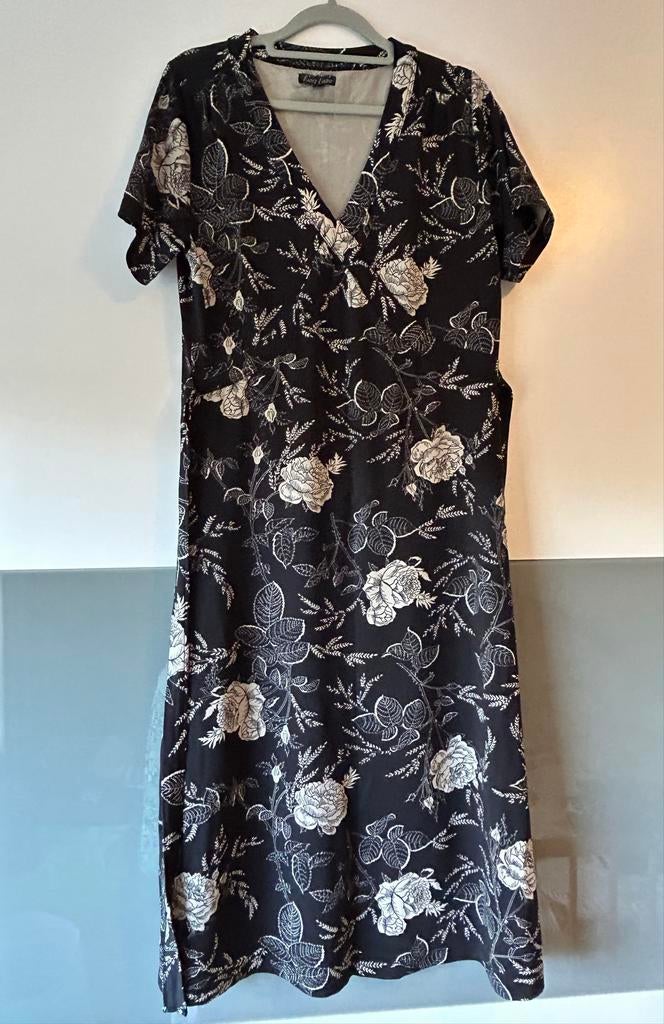 King Louie jurk zwart witte bloem maat L zgan, Ophalen of Verzenden, Zo goed als nieuw, Maat 42/44 (L), Zwart